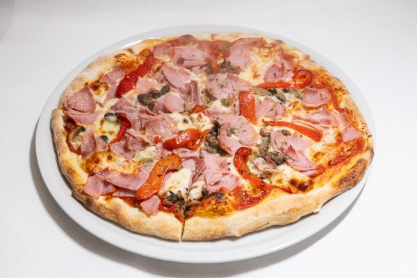 Pizzas Del Restaurante Stella Del Mare016